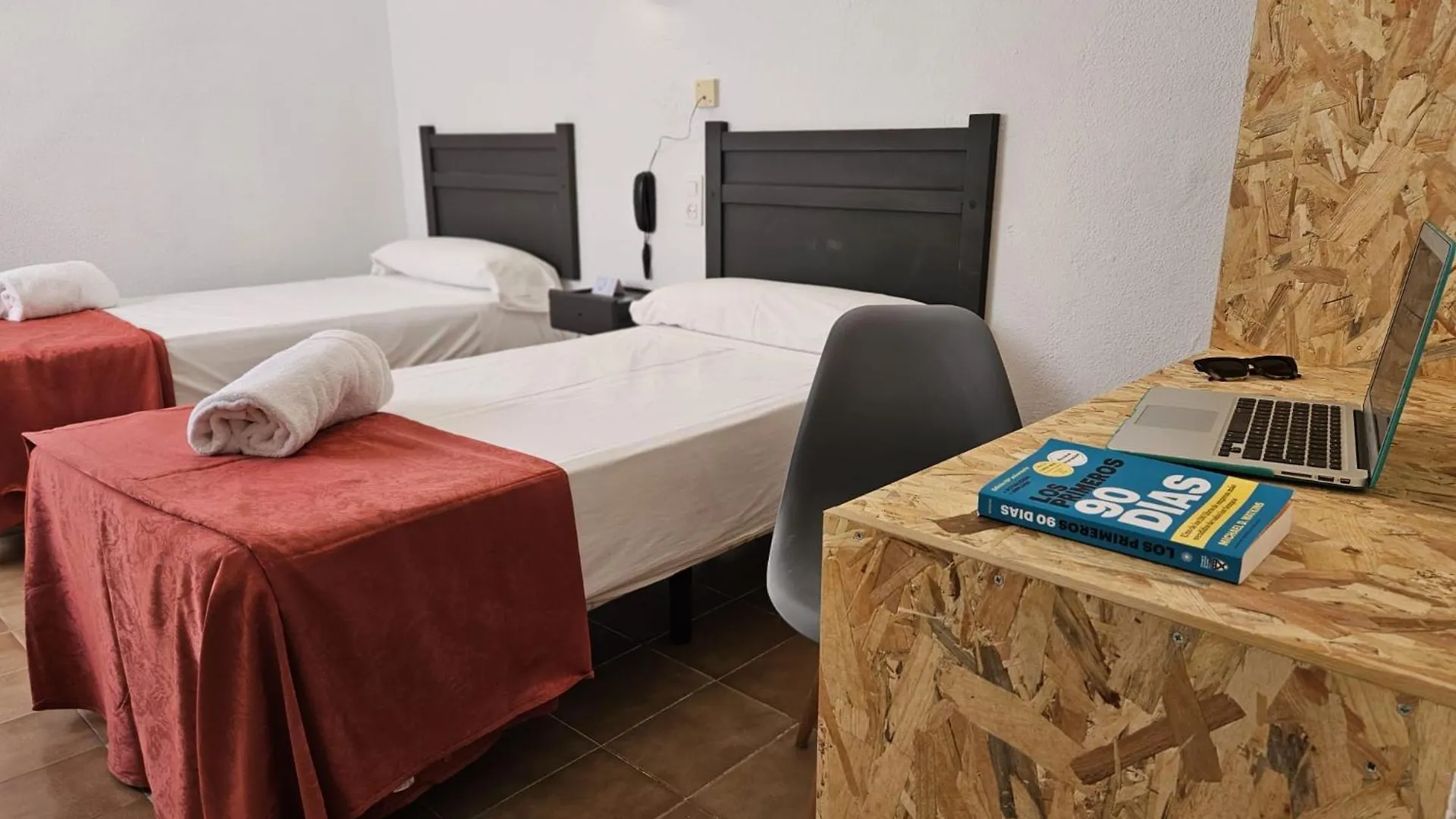 Hotel San Vicente - Centro Playa Conil De La Frontera