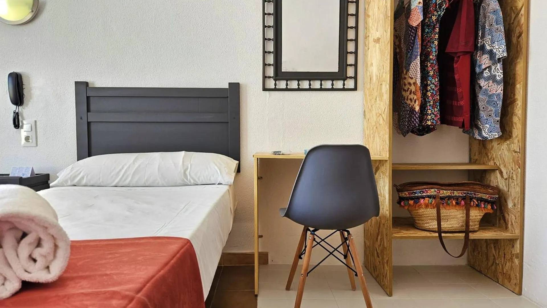 Hotel San Vicente - Centro Playa Conil De La Frontera