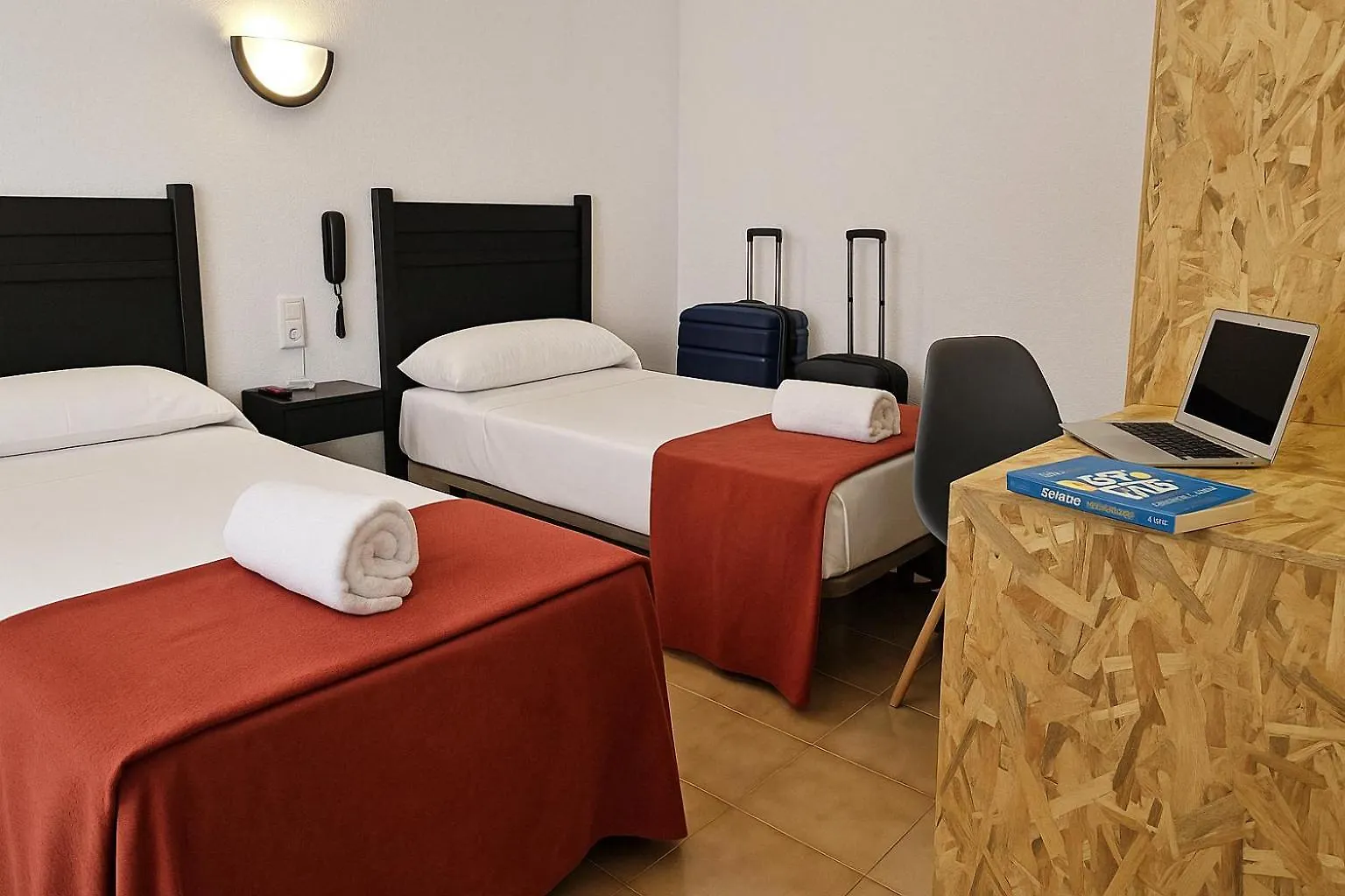 Hotel San Vicente - Centro Playa Conil De La Frontera Spain